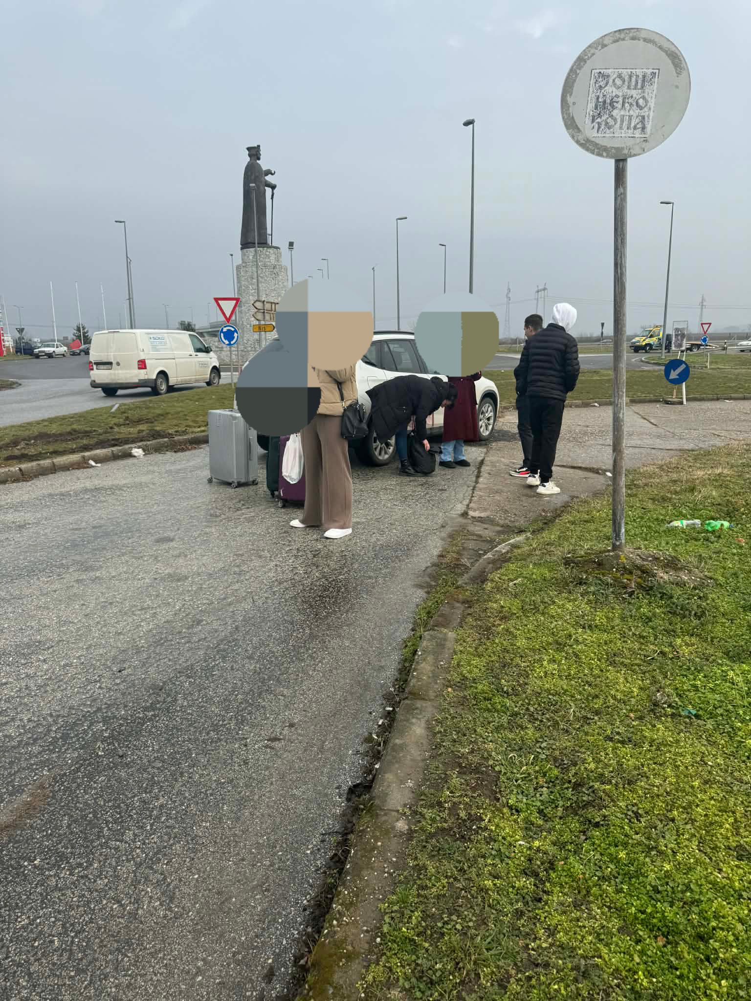 DOK SE AGITUJE PO TUĐIM GRADOVIMA — ĆUPRIJA NEMA NI VODU NI STANICU!